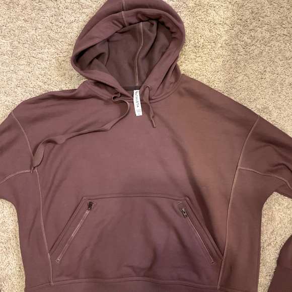 ATHLETA SOFT HOODIE, SIZE L, BURGUNDY. - Picture 2 of 9